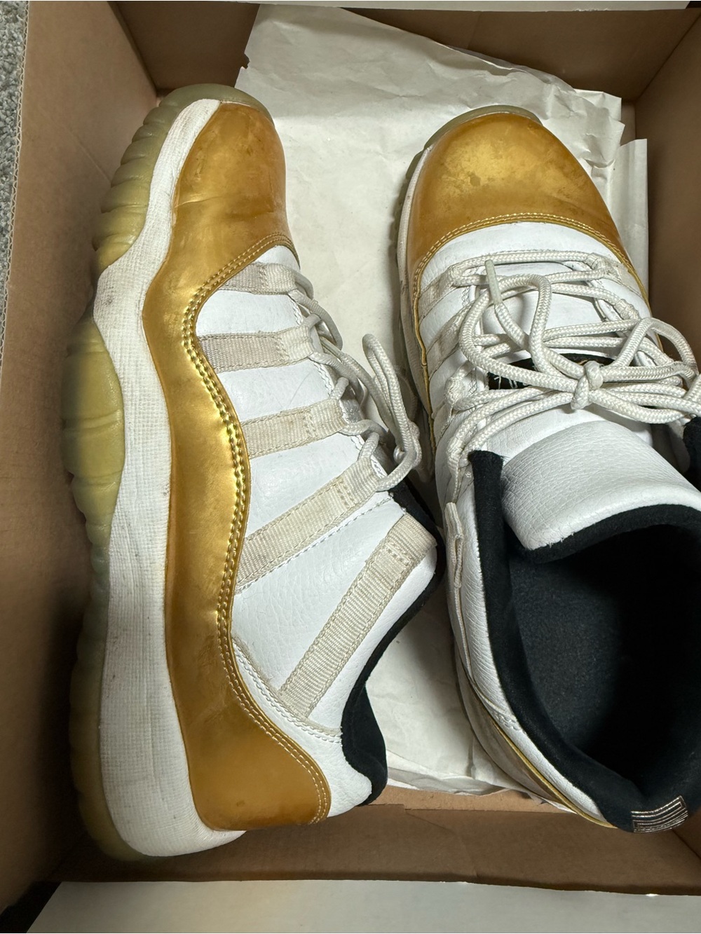 Jordan Air Jordan 11 Retro Low 'Closing Ceremony' Gold & White Sneakers